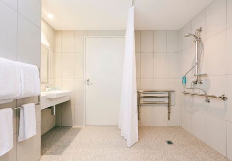 Holiday Inn Express Adelaide City Centre - Hotels Melbourne 7