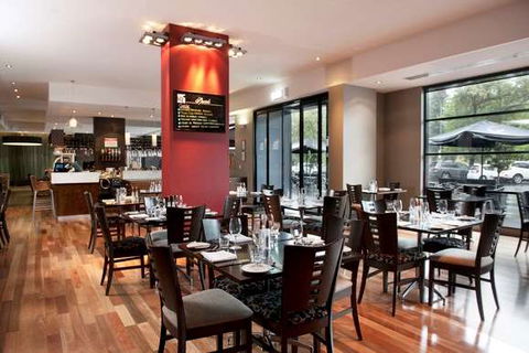 Mantra Hindmarsh Square - Hotels Melbourne 2