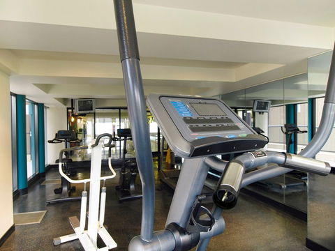 Oaks Embassy - Hotels Melbourne 4