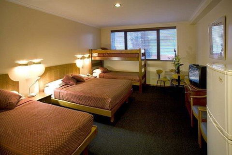 Capital Executive Apt Hotel Canberra - Hotels Melbourne 2