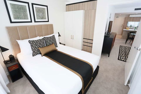 Alex Perry Hotel And Apartments - Hotels Melbourne 5