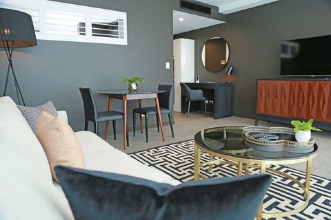 Alex Perry Hotel And Apartments - Hotels Melbourne 9