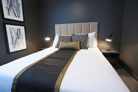 Alex Perry Hotel And Apartments - Hotels Melbourne 10