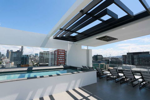 Alex Perry Hotel And Apartments - Hotels Melbourne 17