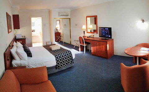 Amber Court Motor Inn - Hotels Melbourne 1