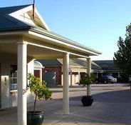 Country Gardens Motor Inn