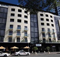 Mantra Hindmarsh Square - Hotels Melbourne