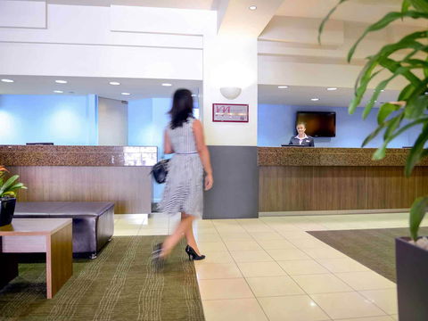 Mercure Grosvenor Hotel Adelaide - Hotels Melbourne 1
