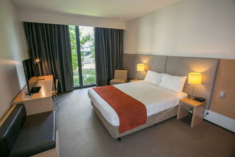 Alpha Hotel Eastern Creek - Hotels Melbourne 2