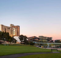 Eos by SkyCity - Hotels Melbourne