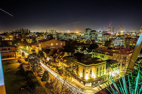 Adge Apartment Hotel - Hotels Melbourne 1