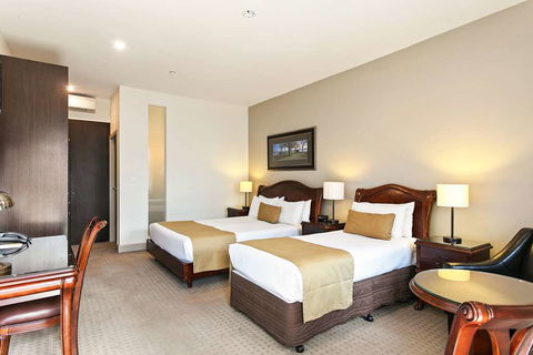 Quality Inn Heritage on Lydiard - Hotels Melbourne 0