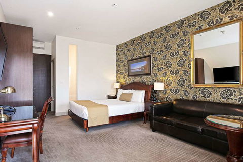 Quality Inn Heritage on Lydiard - Hotels Melbourne 10