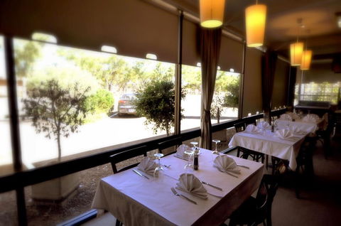 Hospitality Kalgoorlie, SureStay By BW - Hotels Melbourne 7