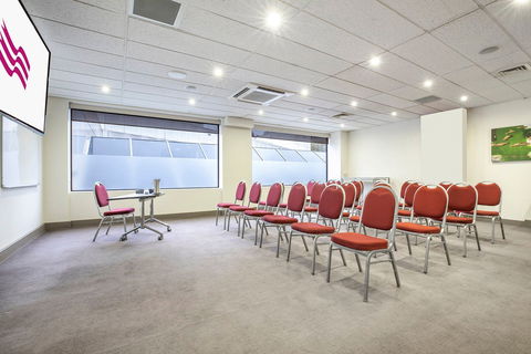 Crowne Plaza Canberra - Hotels Melbourne 9