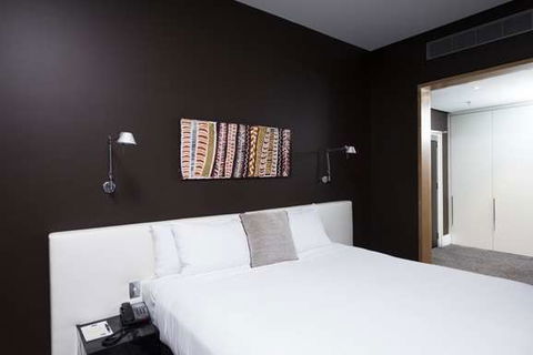 Peppers Gallery Hotel, Canberra - Hotels Melbourne 7
