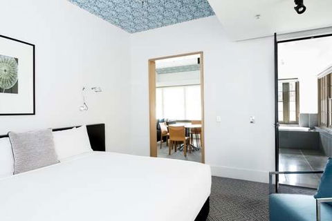 Peppers Gallery Hotel, Canberra - Hotels Melbourne 12