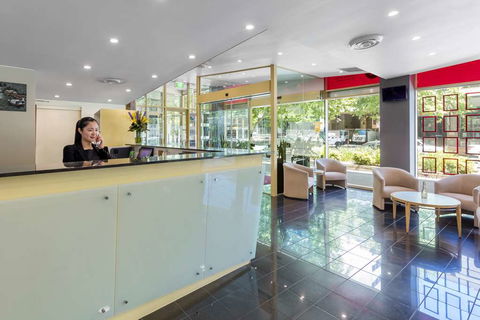 Nesuto Canberra Apartment Hotel - Hotels Melbourne 2