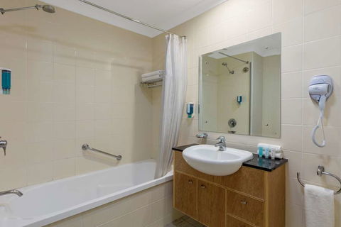 Nesuto Canberra Apartment Hotel - Hotels Melbourne 3
