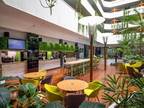 Novotel Darwin Atrium - Hotels Melbourne 3