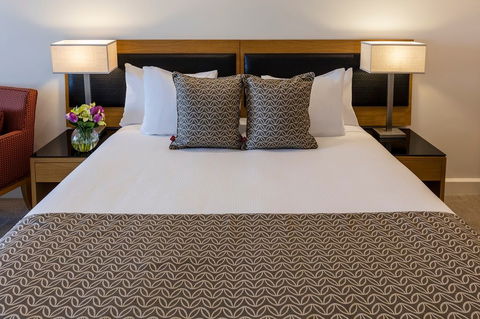 Oaks Elan Darwin - Hotels Melbourne 2