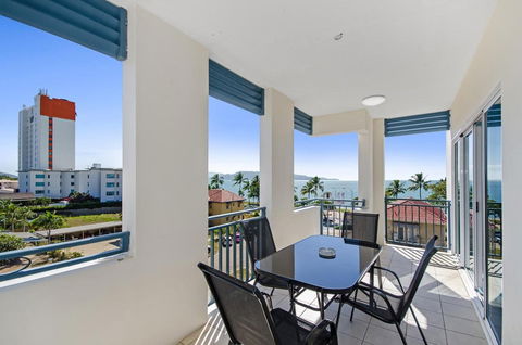 Madison Ocean Breeze - Hotels Melbourne 2
