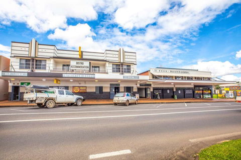 Atherton Hotel - Hotels Melbourne 0