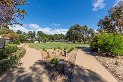 Club Wyndham Seven Mile Beach-Trademark - Hotels Melbourne 1
