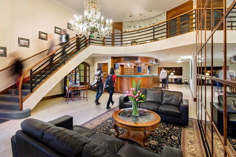 Adelaide Inn - Hotels Melbourne 1