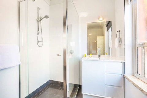 Nightcap Rose & Crown Hotel - Hotels Melbourne 1