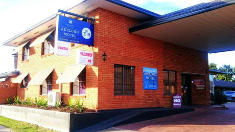 Adelong Motel - Hotels Melbourne 1