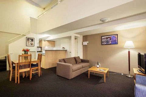 APX Apartments Parramatta - Hotels Melbourne 5