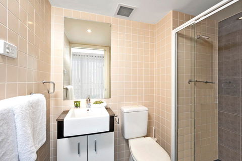 Astra Apartments Parramatta - Hotels Melbourne 5