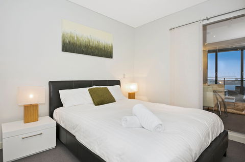 Astra Apartments Perth - Hotels Melbourne 3
