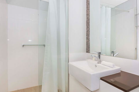 Astra Apartments Perth - Hotels Melbourne 4