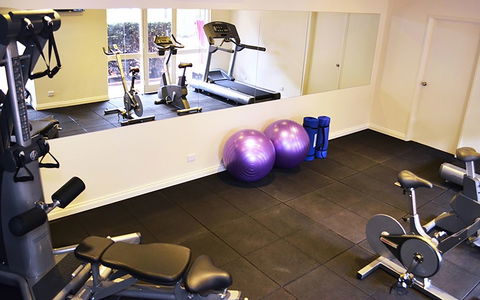 Best Western Plus The Buckingham Inn - Hotels Melbourne 15
