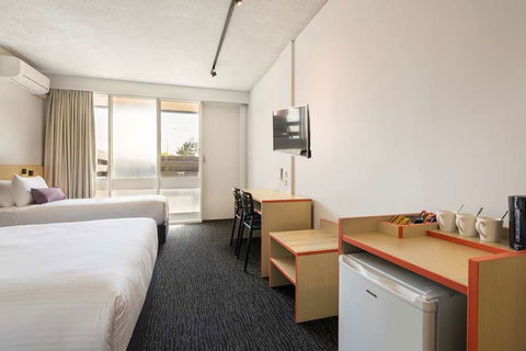 Nightcap At Waltzing Matilda Hotel - Hotels Melbourne 3