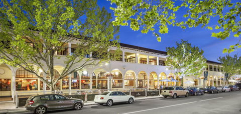 Quest Canberra - Hotels Melbourne 0