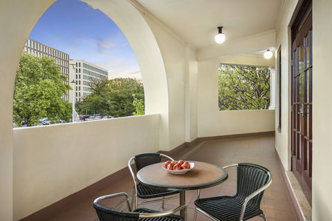 Quest Canberra - Hotels Melbourne 7