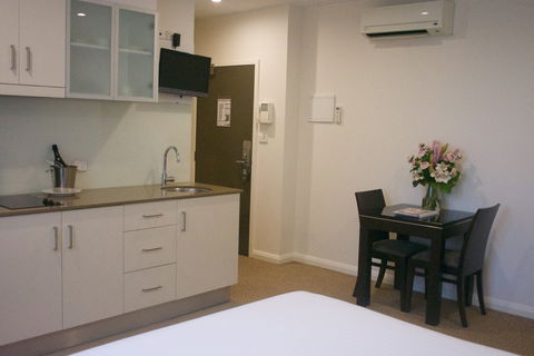 Quest Canberra - Hotels Melbourne 8