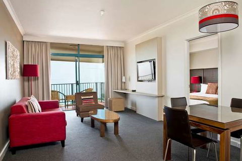Mantra On The Esplanade - Hotels Melbourne 9