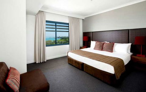 Mantra On The Esplanade - Hotels Melbourne 10
