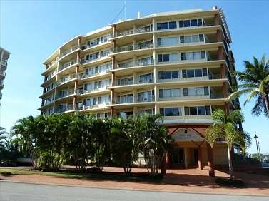 Cullen Bay Resorts - Hotels Melbourne 8