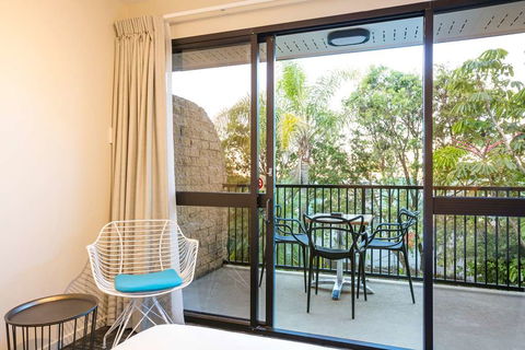 Kawana Waters Hotel By NightCap - Hotels Melbourne 6