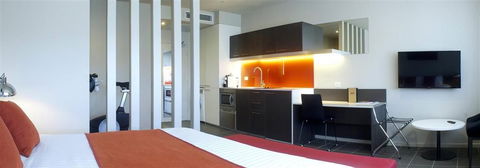 Abode Woden - Hotels Melbourne 1