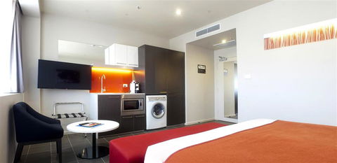 Abode Woden - Hotels Melbourne 2