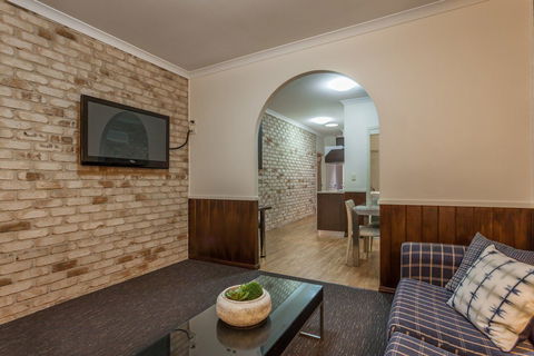 Highlander Motor Inn - Hotels Melbourne 1