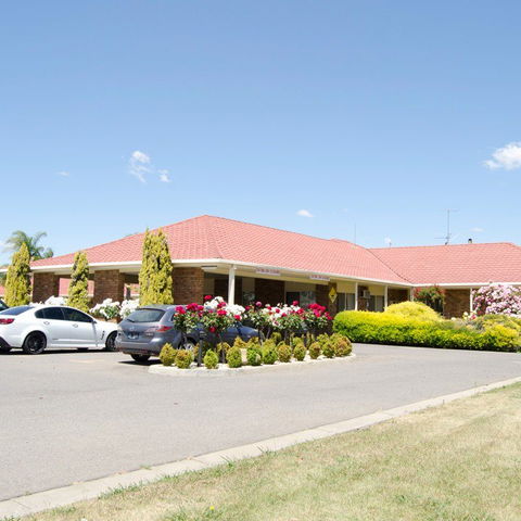 Pines Country Club Motor Inn - Hotels Melbourne 0