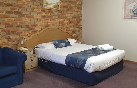 Pines Country Club Motor Inn - Hotels Melbourne 2