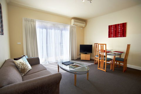 Quest On St Kilda Rd - Hotels Melbourne 2